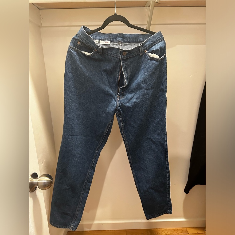 Vintage Levi Misses Tapered Jeans